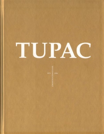 Okładka: Jacob Hoye - Tupac Zmartwychwstanie 1971-1996