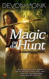 Okładka: Devon Monk - Magic On The Hunt