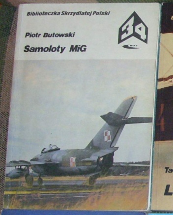 Okładka: Piotr Butowski - Samoloty MIG