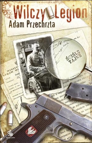 Okładka: Adam Przechrzta - Wilczy Legion