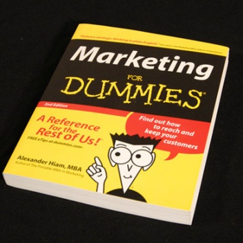 Okładka: Alex Hiam - MARKETING FOR DUMMIES