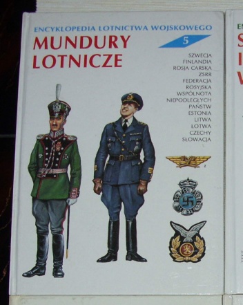 Okładka: Andrzej Gałązka - Encyklopedia lotnictwa wojskowego - Mundury Lotnicze.