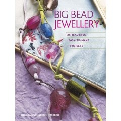 Okładka:  Schneebeli - Big Bead Jewellery. 35 Beautiful Easy-to-make Projects