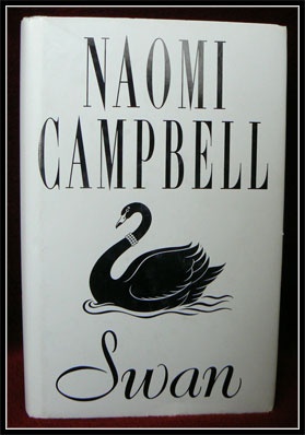 Okładka: Naomi Campbell - Swan