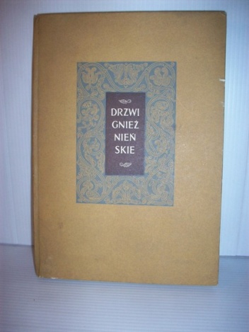 Okładka: Tadeusz Dobrzeniecki - Drzwi gnieźnieńskie